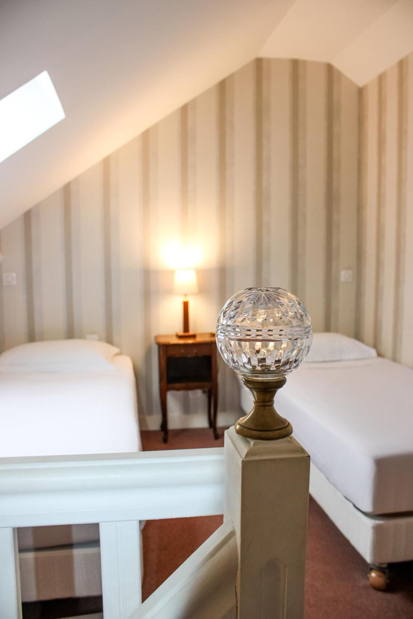 Hotel La Villa Fleurie Beaune  Exterior photo